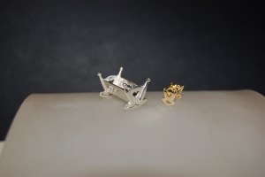 Tipica culla valdostana realizzata in...