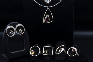 Argento 925/1000 sabbiato con belle p...