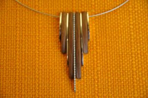 Girocollo composto da elementi in oro...