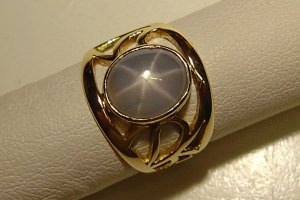 Anello in oro giallo 750/1000 trafora...