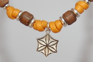 Bracciale in argento 925/1000 e legno...